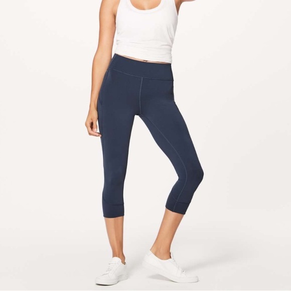 lululemon athletica Pants - Lululemon In Movement Crop *Everlux 19"
Mach Blu